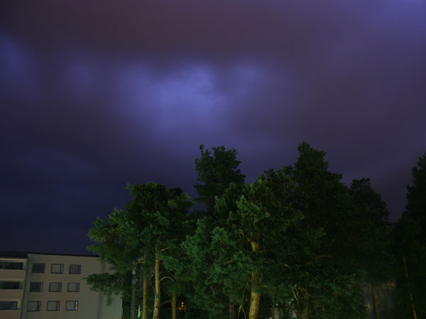 Salamointia pilviss&auml;